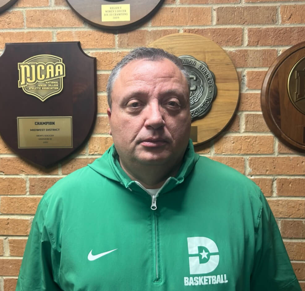 https://www.hawaiihoopfest.com/wp-content/uploads/2025/05/Basketball-Coach-Troy-Thrasher.jpg